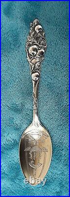 Apple by Watson Mechanics 6 Sterling souvenir spoon Tyler Davidson Fountain