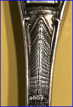 Beautifully detailed 8 SCENES OF NEW YORK Vintage Sterling Souvenir Fork