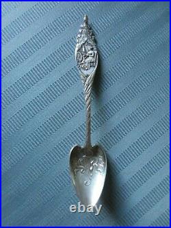 DURGIN DAR Souvenir Spoon Sterling Silver R ARNOLD Ch. DAUGHTERS AMERICAN REV