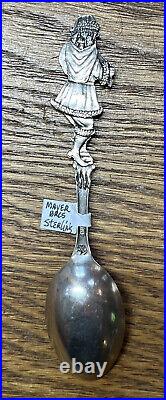 Full Figure Santa Claus /St. Nick Sterling Souvenir Spoon No Monogram