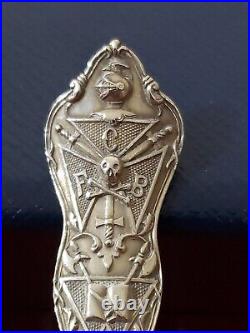 Louisville Sterling Silver Souvenir Spoon Knight Skull & Crossbones Swords Axes