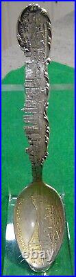 NICE VTG 23g Sterling Silver Souvenir Spoon Brooklyn Bridge NY Skyline Harbor