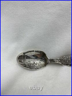 RARE Sterling Silver. 925 New York City Skyline Brooklyn Bridge Cut Out Spoon