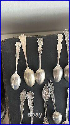 Wonderful Antique Set Of 30 Spoons Sterling Silvers Washington DC And Details